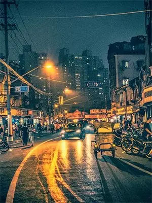 娇妻逼我给前任当助理，这班上的比坟还静